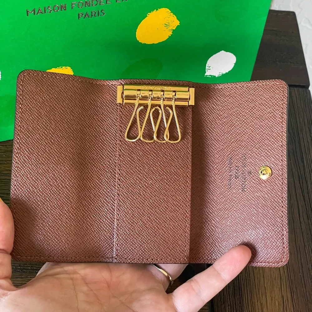 Louis Vuitton 4 Key DISCONTINUED